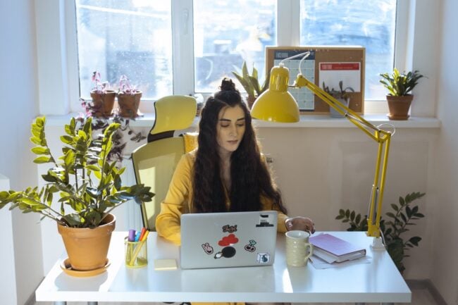 5 Ways to Overcome Isolation When Working at Home